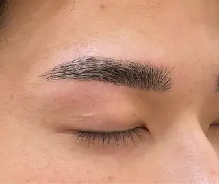 アイブロウ BEAUTY GENE professional 横浜ジョイナス店所属・yui .のマツエク・マツパデザイン