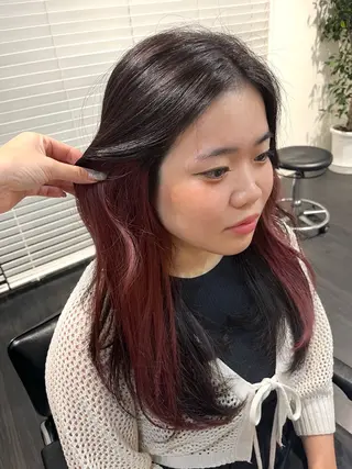 ロング 細田 碧のヘアスタイル
