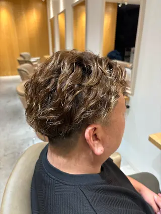 メンズ カイ アオネのヘアスタイル