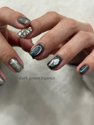 ネイル kiii.__ ✴︎*のネイルデザイン