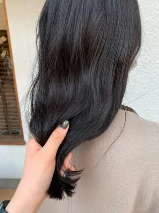 ロング カラー ヘアアレンジ putri 川邉 優花のヘアスタイル