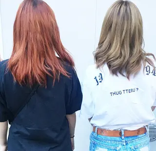 ロング カラー ブリーチ、パーマ 西部笑のヘアスタイル