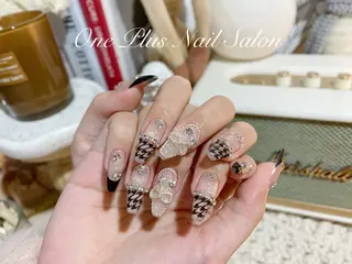 ネイル One Plus Nail Salonのネイルデザイン
