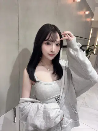 ロング Rino🎀/盛れる 顔周りカット🪽✩のヘアスタイル