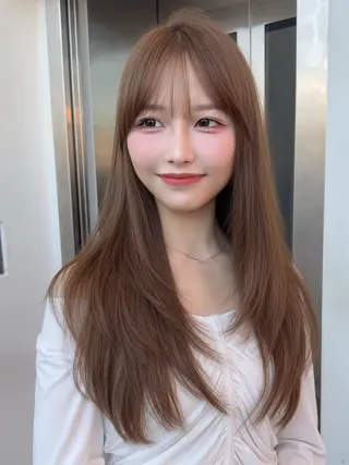 セミロング カラー Lond Le'a /ハイトーンカラーのヘアスタイル