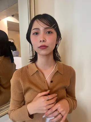 ミディアム センターパート/ 暖色カラーayuのヘアスタイル