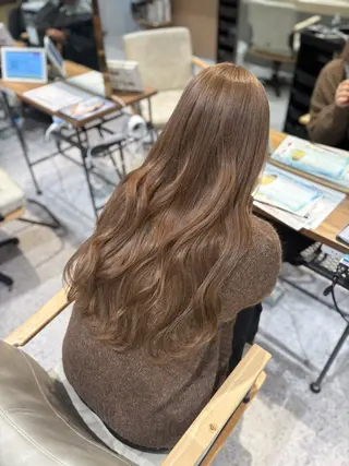 ロング カラー ブリーチ/マツエク 𝓡𝓲𝓷🫧のマツエク・マツパデザイン