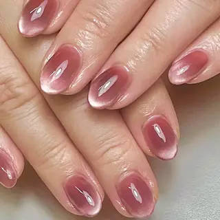 ネイル LUCE 伊藤 光梨のネイルデザイン