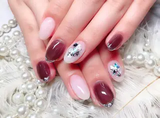 ネイル マジックミラー所属・マジック ミラーのネイルデザイン