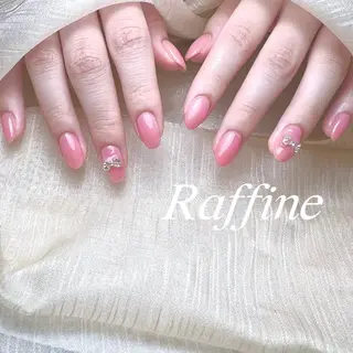 ネイル RAFFINE haru🦋🩵のネイルデザイン