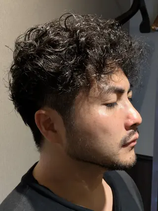 ミディアム パーマ 松井 俊樹のヘアスタイル