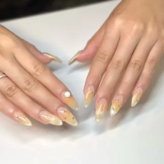 ネイル 🕊️Bianca 児玉🕊️のネイルデザイン