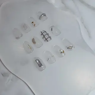 ネイル 奈良 智子のネイルデザイン