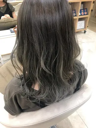 ロング カラー 似合わせ.ﾍｱｾｯﾄ 得意🌹井上美沙のヘアスタイル