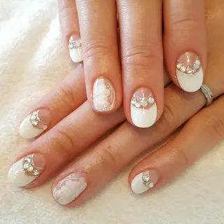 ネイル Fleur 【フルール】のネイルデザイン