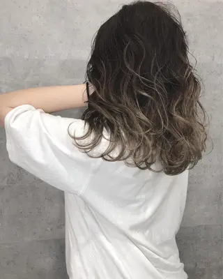 ミディアム カラー 髪質改善 中川　翔のヘアスタイル