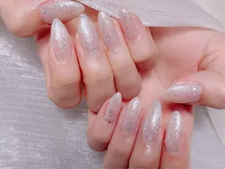 ネイル KARI ネイルサロンのネイルデザイン