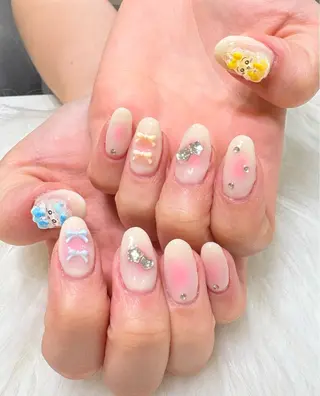 ネイル GO TODAY シェアサロン 渋谷Orla店所属・シオリ ⪩⪨のネイルデザイン