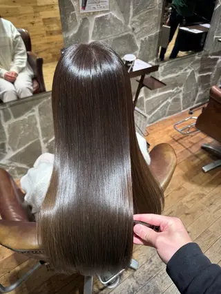 ロング 🦭うるツヤ髪 /藤本和明🦭のヘアスタイル