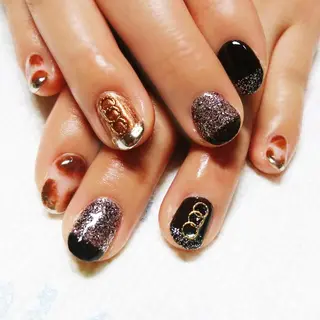 ネイル 山田 麻衣のネイルデザイン