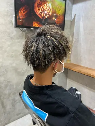 パーマ メンズ パーマ特化美容師 佐藤壮流のヘアスタイル