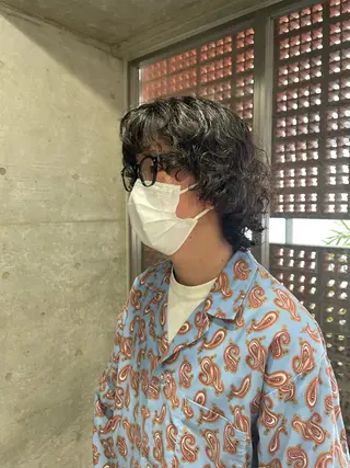 ミディアム カラー パーマ メンズ 吉田一輝 外国人パーマのヘアスタイル