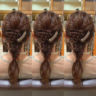 ヘアアレンジ 透明感カラー・ 髪質改善🩵イケダのヘアスタイル