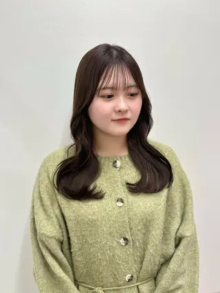 セミロング 山本 紗代のヘアスタイル