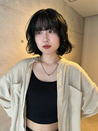 ミディアム カラー お悩み解決パーマ hana🩰のヘアスタイル