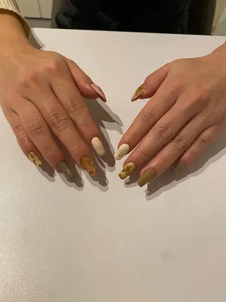 ネイル 濱岡 咲のネイルデザイン