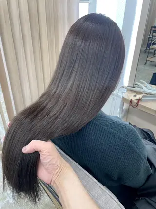 ロング Garland 表参道のヘアスタイル