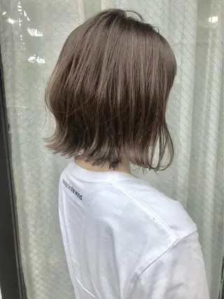 ミディアム カラー JUNTA 梅田茶屋町のヘアスタイル