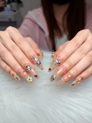 ネイル Cloudy Chan Nailのネイルデザイン
