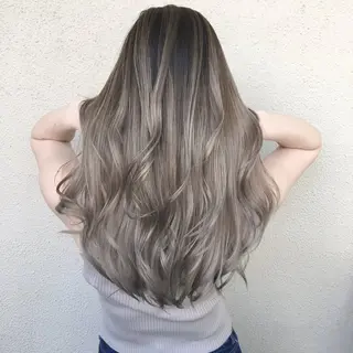 ロング カラー ✨原宿ハイトーン ブリーチ職人菊池のヘアスタイル