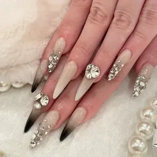 ネイル ドライヘッドスパ 名古屋駅徒歩5分のエステ・リラクイメージ