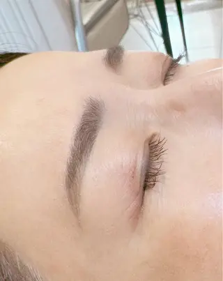 アイブロウ Reciel 山下のマツエク・マツパデザイン