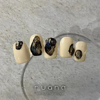 ネイル 中西 心純愛のネイルデザイン