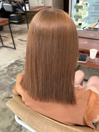 セミロング 最新ケアカラー 髪質改善YUTOのヘアスタイル