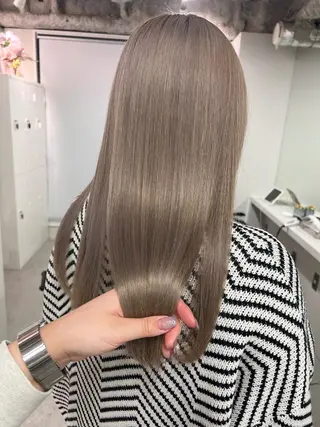 セミロング カラー sio.nail&eyebrow salon shimokitazawa2号店所属・nailist mana𖤐´-のネイルデザイン