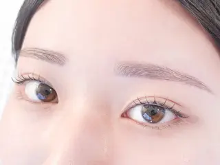 アイブロウ ꒰ঌ mebore 𝑨𝒊𝒏𝒂のマツエク・マツパデザイン