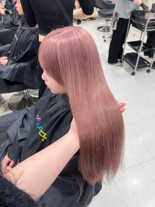 ロング カラー ヘアアレンジ 韓国レイヤー＆ピンク 艶髪🩶maikoのヘアスタイル