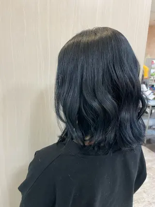 ミディアム 齋藤 多美のヘアスタイル