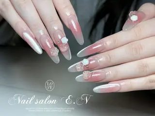 ネイル E.N🦋 長さ出し/持ち込みのネイルデザイン
