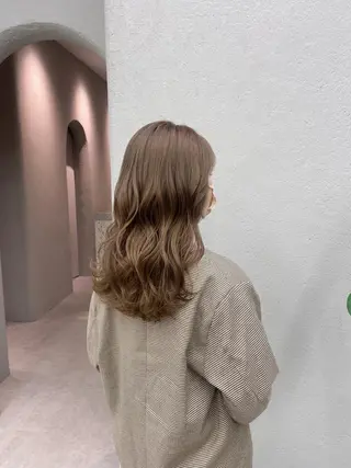 ロング カラー 高松 沙耶のヘアスタイル