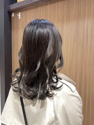 ロング Dali 新さっぽろ店所属・Dali 新さっぽろ Ricoのヘアスタイル