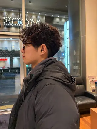 パーマ メンズ ブリーチ・ツヤ髪特化 レイヤー🥝ルナのヘアスタイル