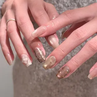 ネイル 🎀 Hiyubi._.nail 🫧所属・🎀フェイ フェイ🫧💗のネイルデザイン