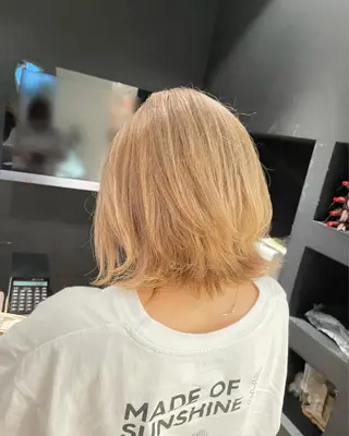 ショート カラー 高橋 芽衣のヘアスタイル