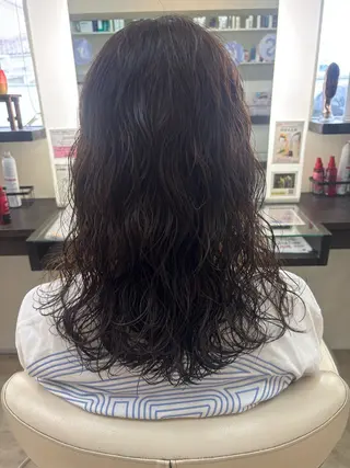 セミロング パーマ ルプラボウ 石黒よう子のヘアスタイル