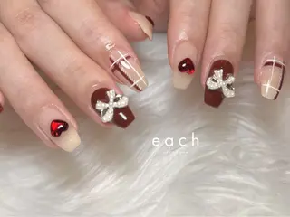 ネイル 𝐞𝐚𝐜𝐡 nanami🩰のネイルデザイン